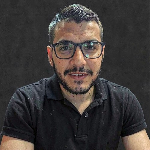 أحمد غريب