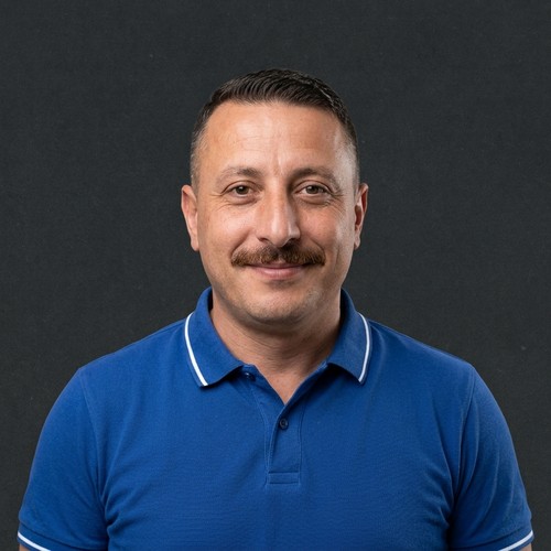 أكرم عبدالعزيز