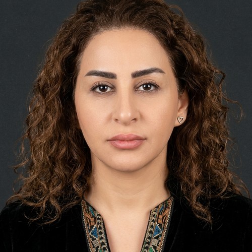 آمنة عمر