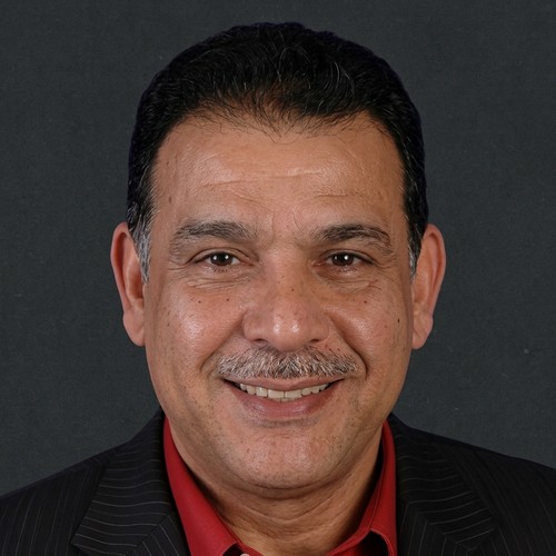 أنور أحمد
