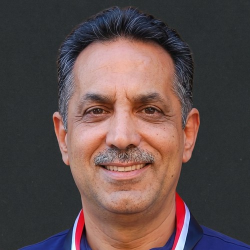 عارف الطويل