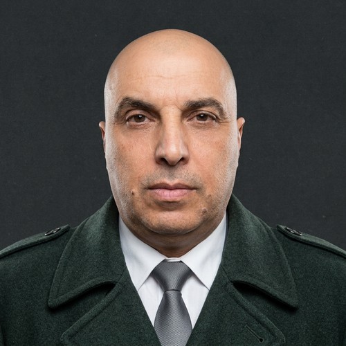أشرف خاطر