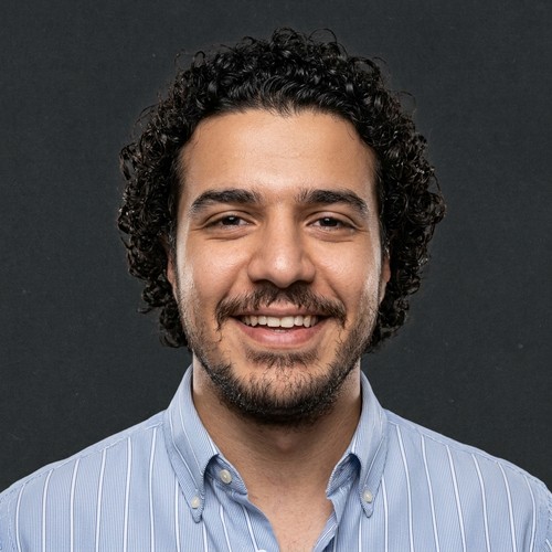 أيمن منصور