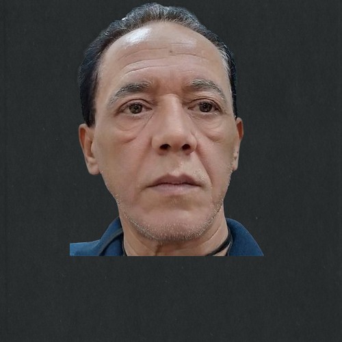 عصمت فاروق