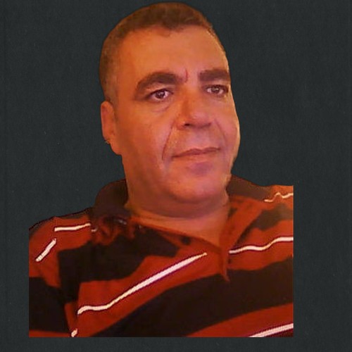 غسان عزب