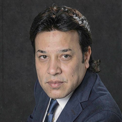 حجاج كامل