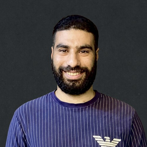 حازم أيمن