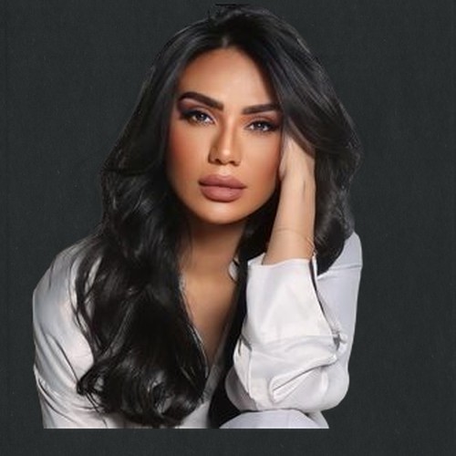 لبنى عبدالعزيز