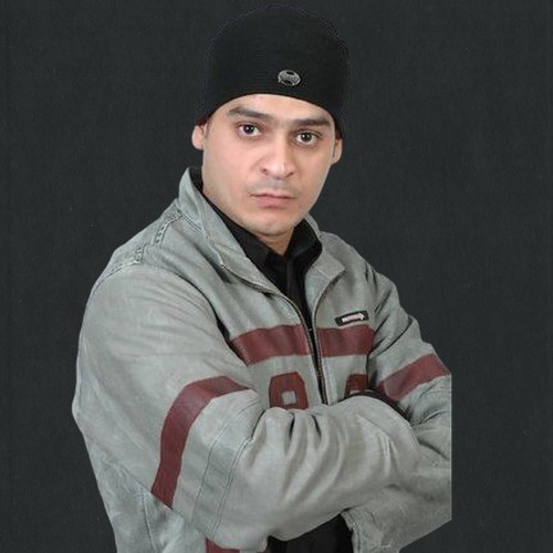 مصطفى عباس