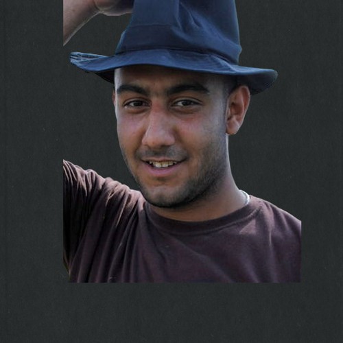 مصطفي خليل