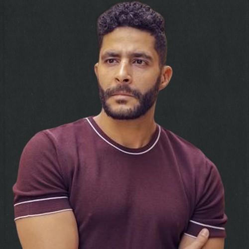مصطفى منصور