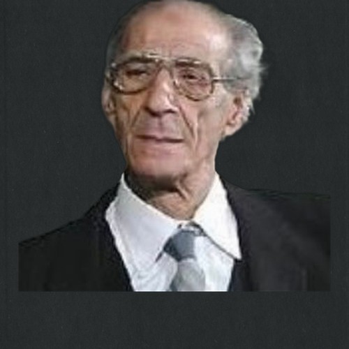 مصطفى عكاشة