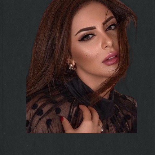 نورا العايق