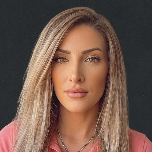 سلوى عطا الله