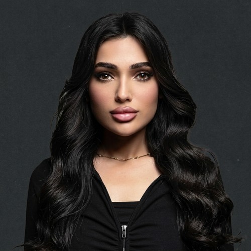 سارة العنزي