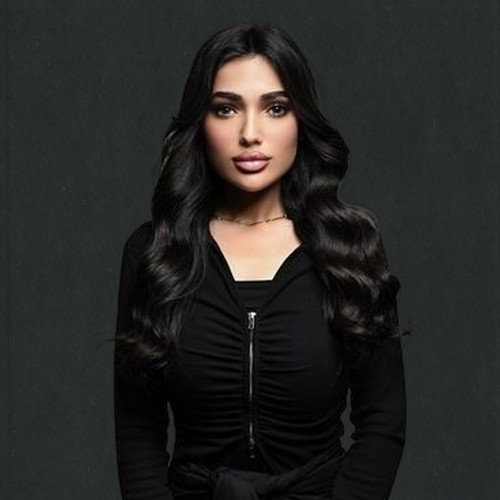 سارة العنزي