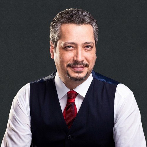 تامر أمين