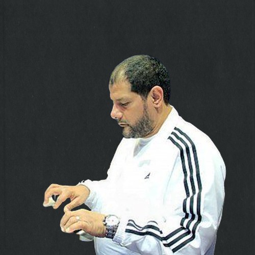 طارق عاكف
