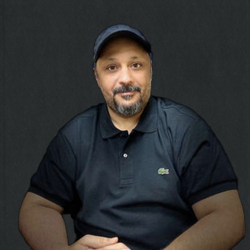 ياسر سيف