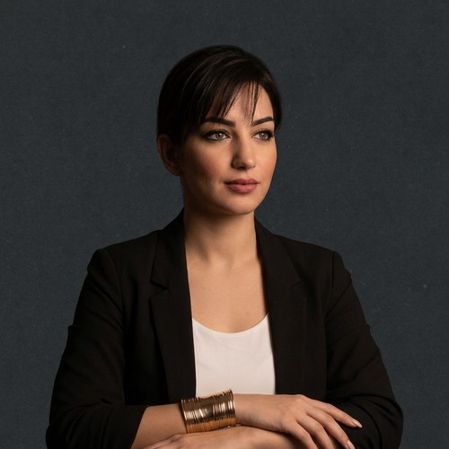 زينة مهدي